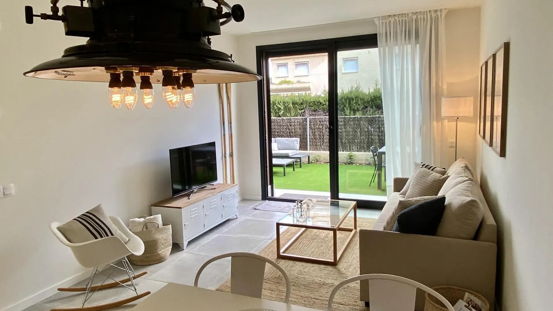 Spectacular Apartment With Pool Calafell